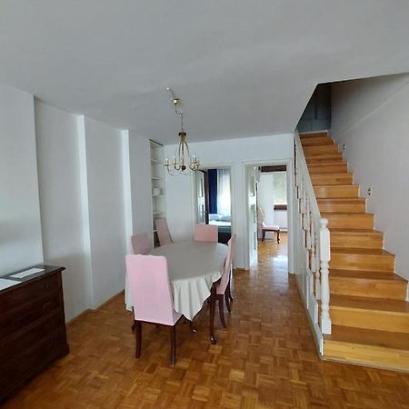 Apartman Laura Zagabria Esterno foto