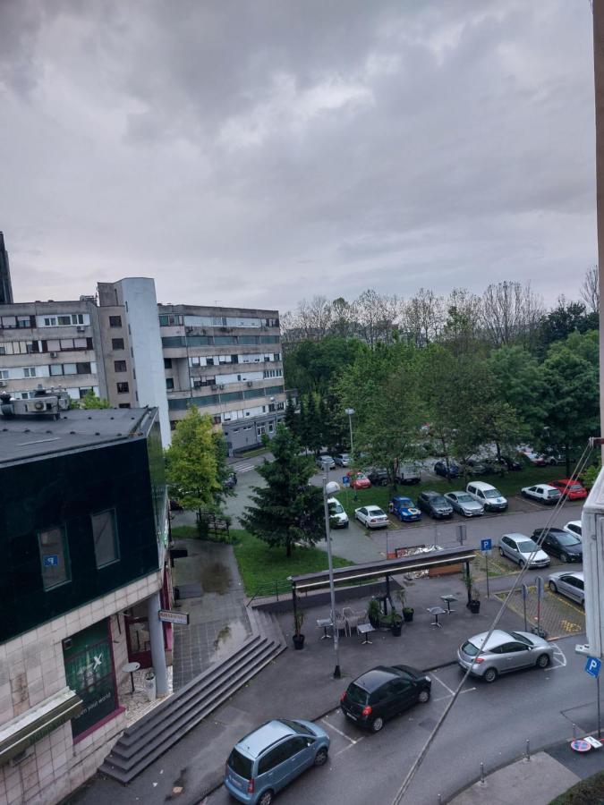 Apartman Laura Zagabria Esterno foto