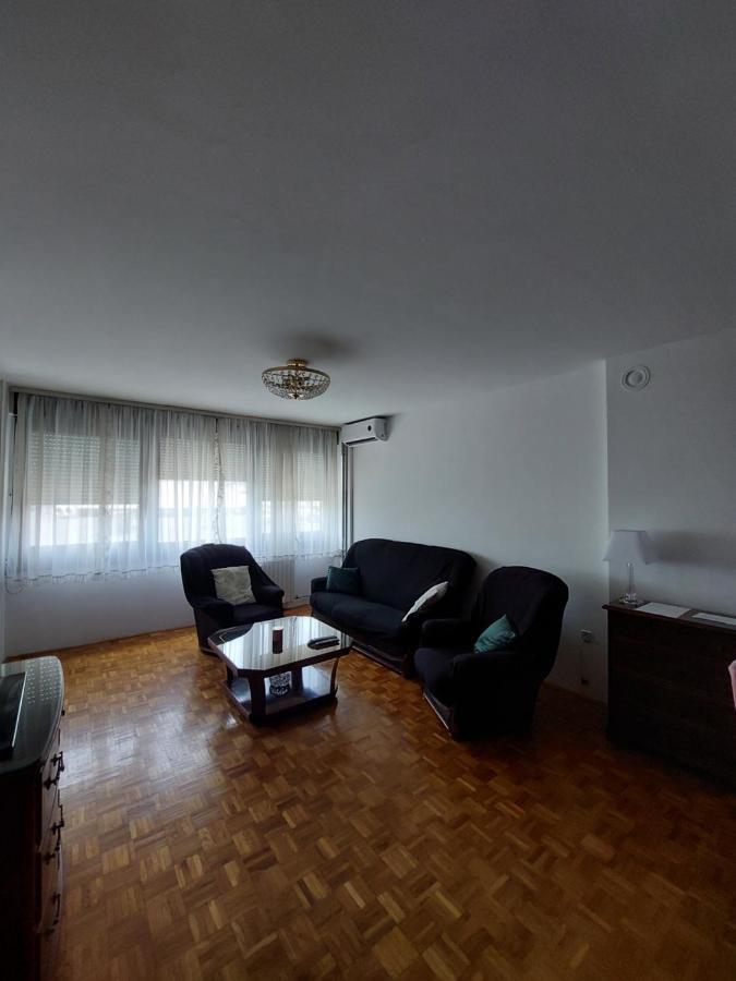 Apartman Laura Zagabria Esterno foto